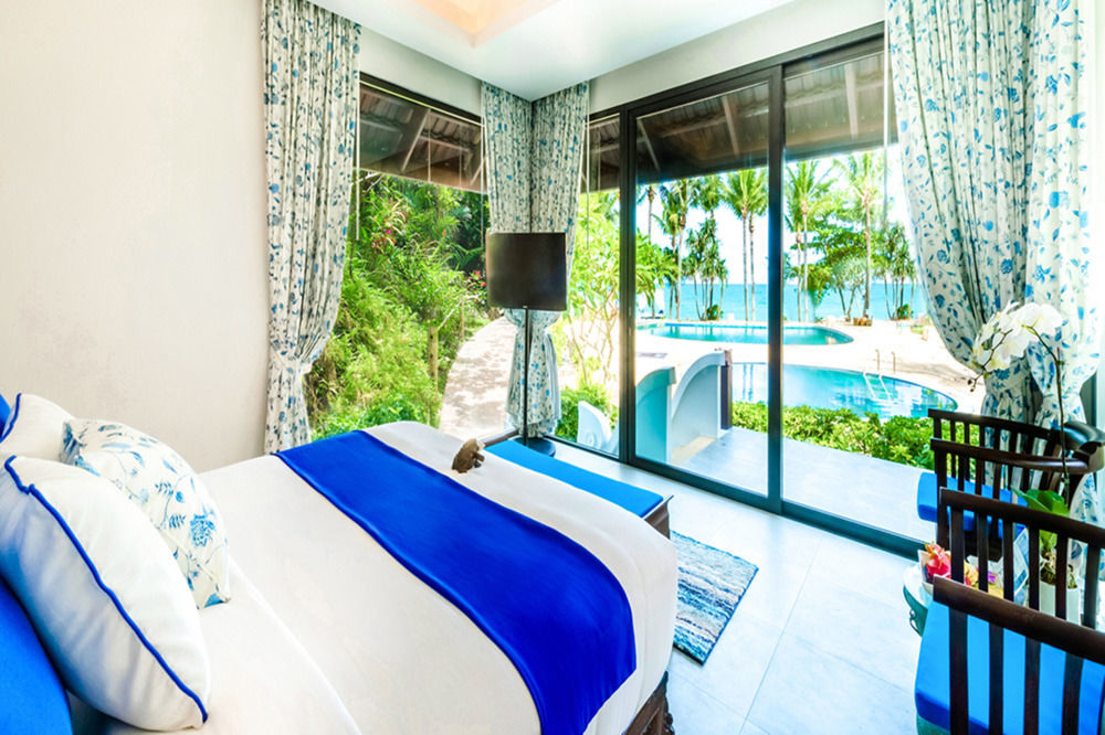 Akyra Beach Resort Phuket Пхангнга Экстерьер фото